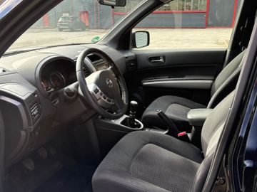 Nissan X-Trail - 9