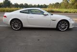 Jaguar XK Coupe /  5.0 V8*3HD*NEUWERTIGER ZUST - Jaguar XK mit Benzin-Antrieb
