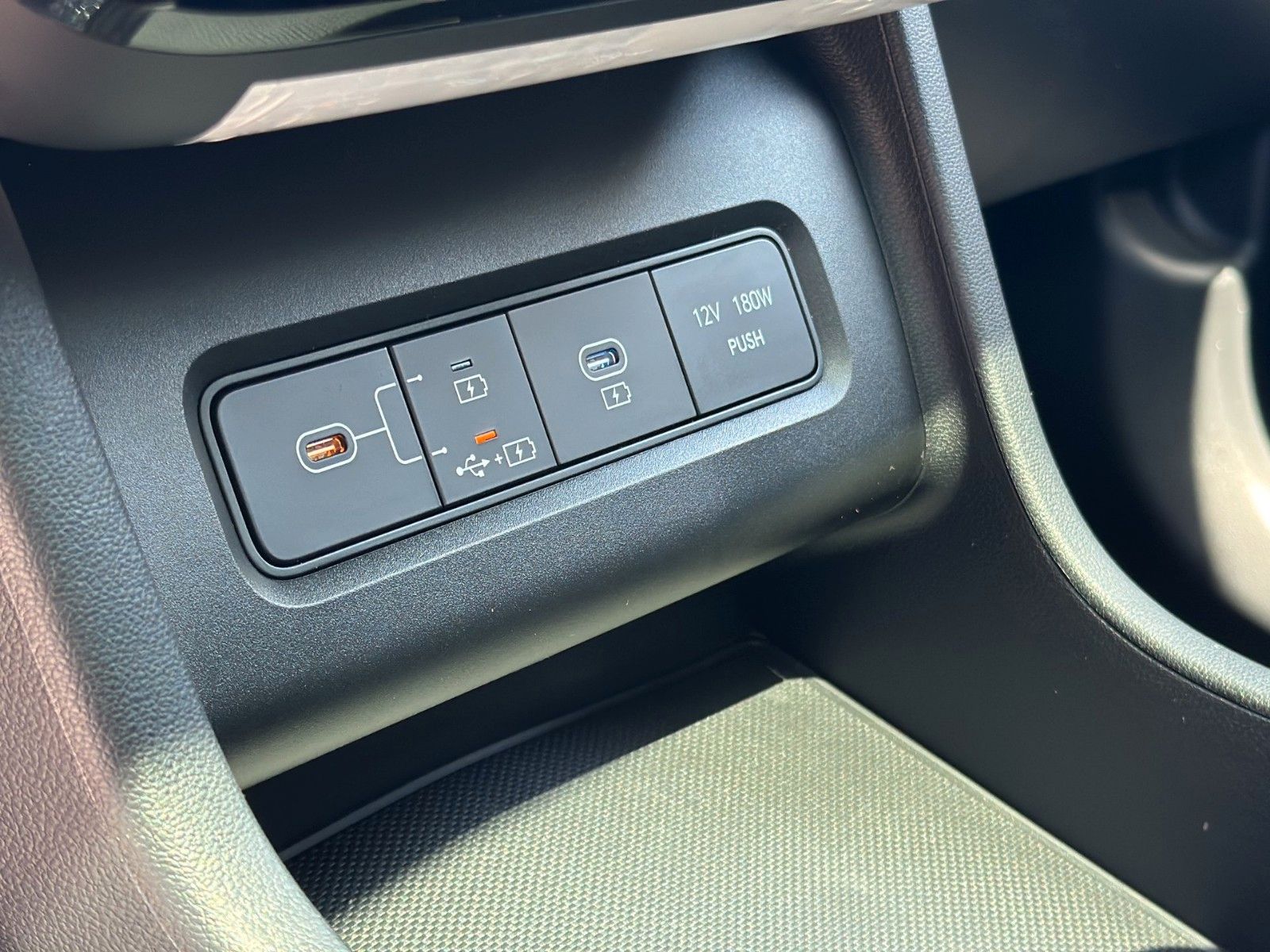 Hyundai TUCSON - Bild 32