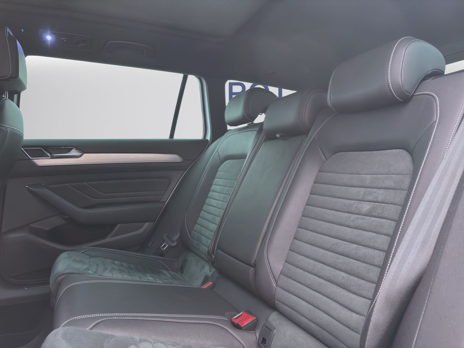 Volkswagen Passat Variant - Bild 15