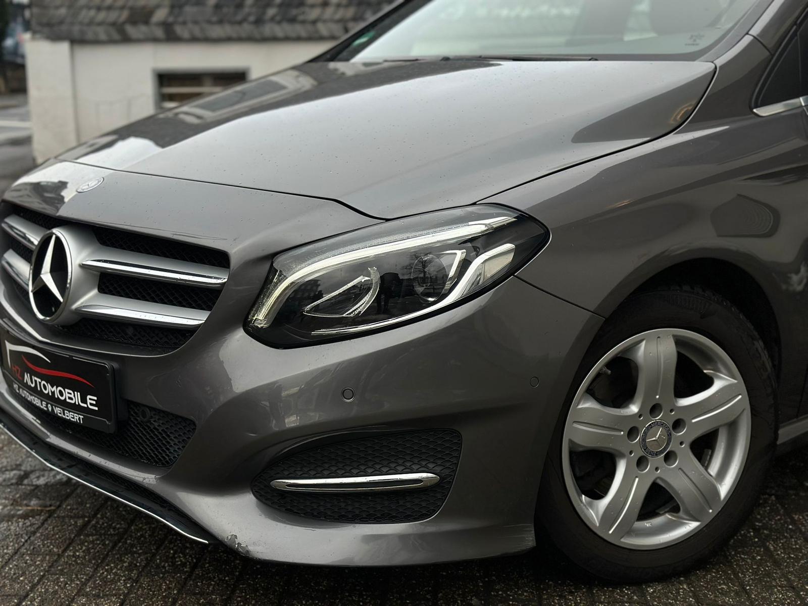 Mercedes-Benz B 180 *AUTOMATIK*KAMERA*NAVI*TEMP*LED*SHZ*LMF