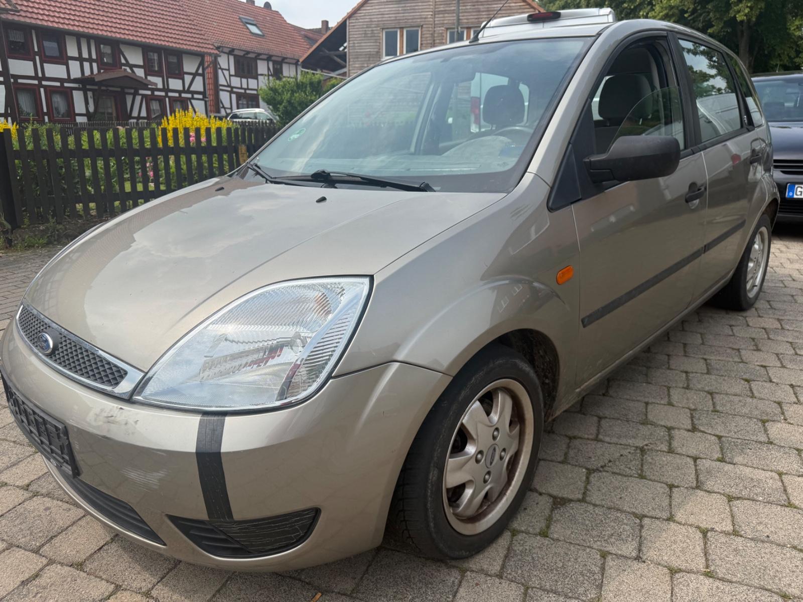 Ford Fiesta 1.4 16V Ghia