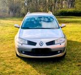 Renault Megan 2.0 Kombi - Renault Megane mit Benzin-Antrieb: Kombi, 2.0