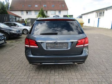 Mercedes E 220 - 7
