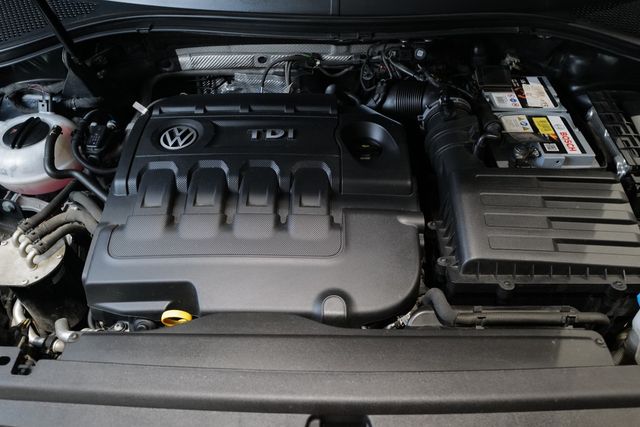 Volkswagen Tiguan 2.0TDI DSG Highline 4Motion AHK 360° Navi