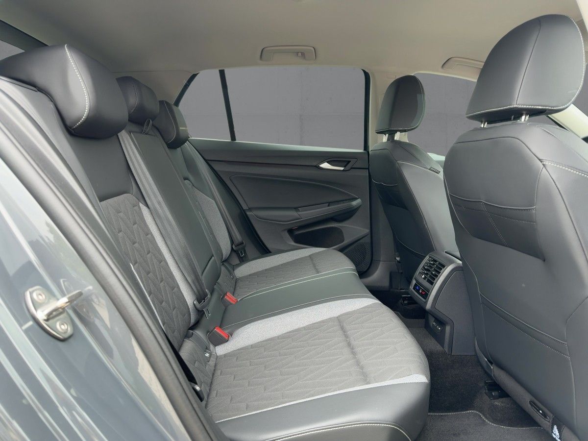 Volkswagen Golf - Bild 13