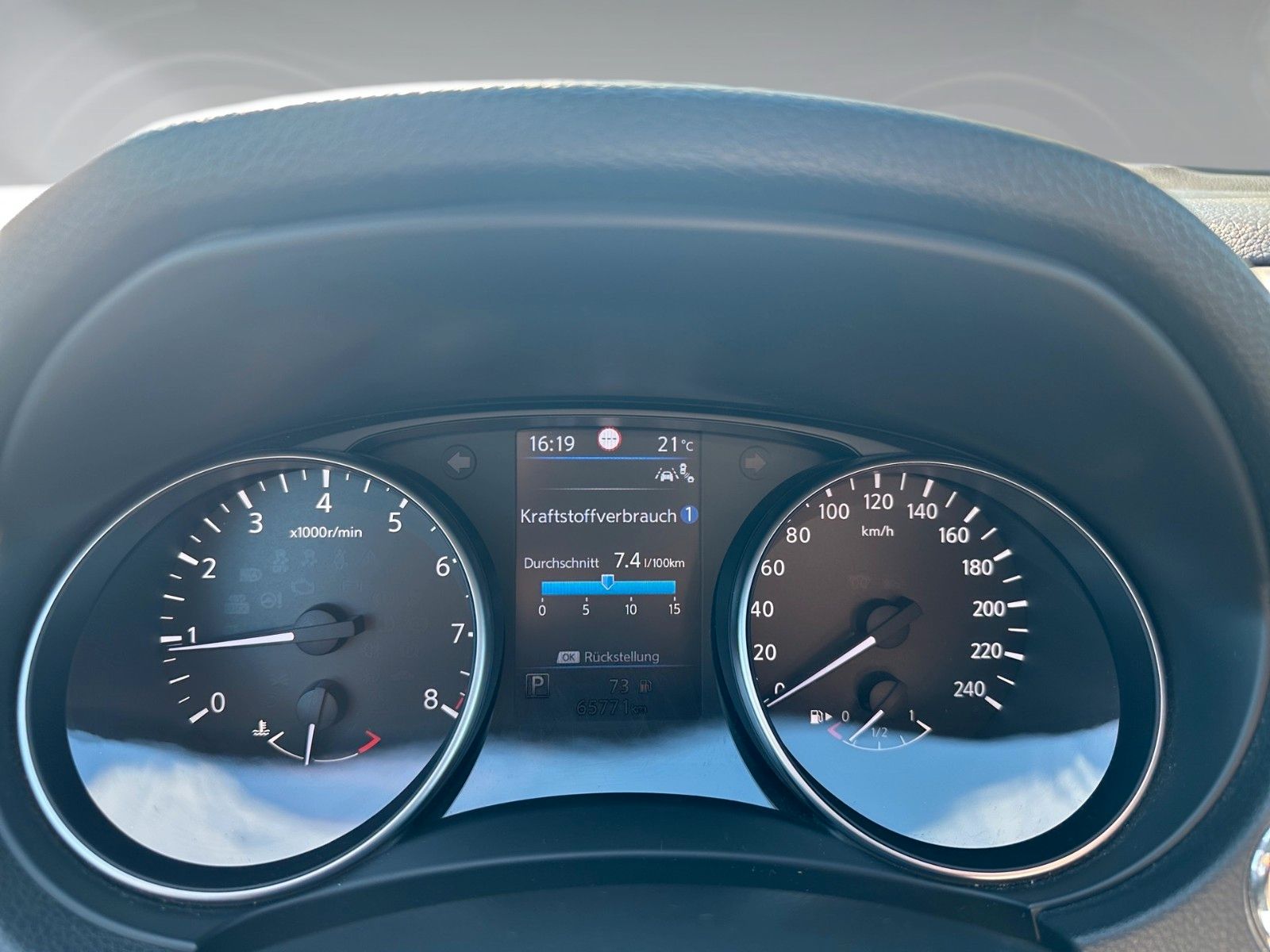 Nissan Qashqai Tekna+ – Bild 12