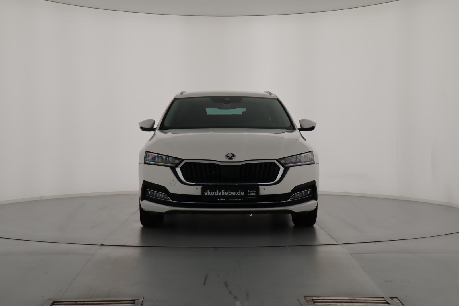 Skoda OCTAVIA COMBI STYLE 2.0TDI DSG ANHÄNGERKUPPLUNG