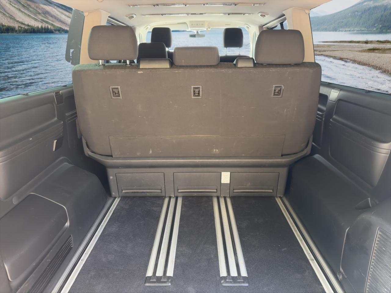 Volkswagen T6 Multivan langer Radstand DSG LED NAVI ACC