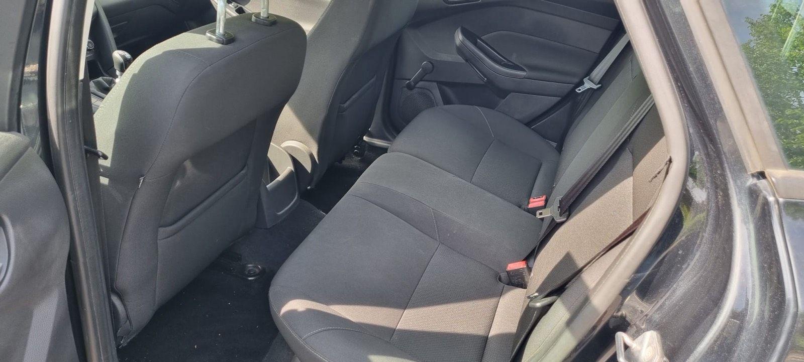 Ford Focus 2015 — photo 12