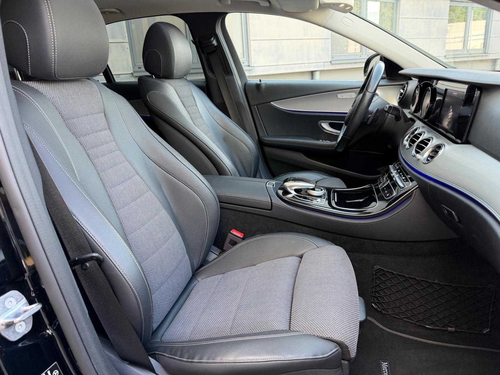 Mercedes-Benz E 220 d/AUTOMATIK/LED/LEDER/SHZ/NAVI/KAMERA