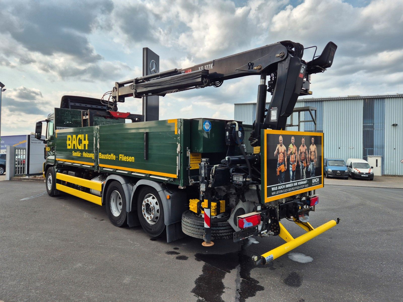 Fahrzeugabbildung MAN TGS 26.420 6x2-4 LL Hiab 177K PRO 2 Stück