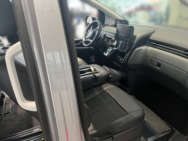 Fahrzeugabbildung Hyundai STARIA Prime 2WD 2.2 CRDi PANO+Park-Paket+Lager