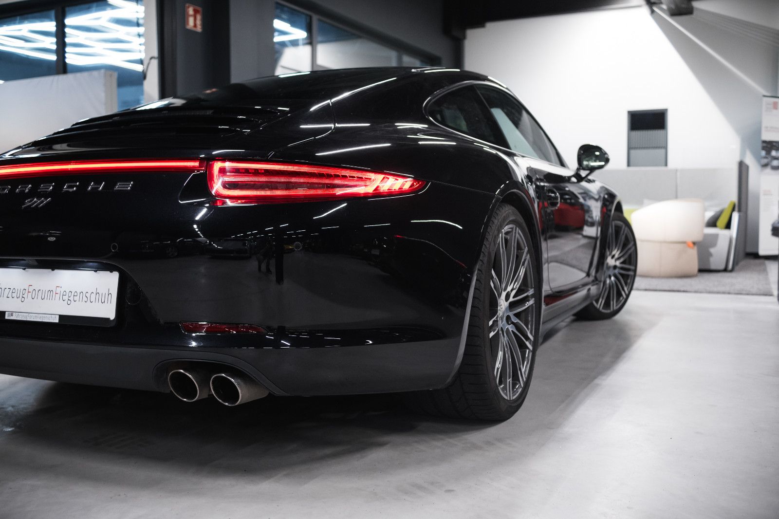 Fahrzeugabbildung Porsche 991/911 Carrera 4 -Approved-BOSE-PASM-Sportabgas