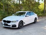 BMW 530i xDrive M Paket Memory/H&K/HUD/360/20"/Soft  - BMW 530: Limousine, 530i