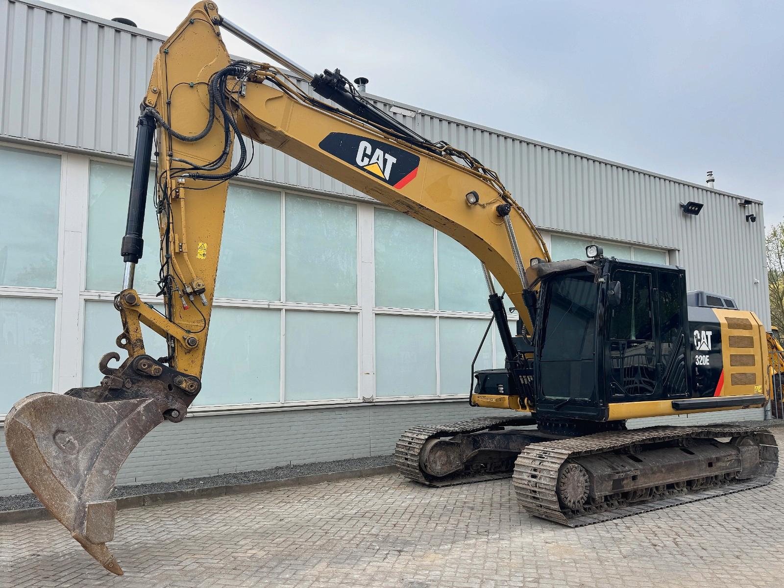 CAT 320EL