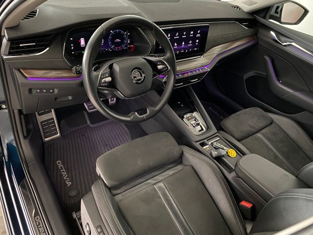 Octavia Combi Scout 2.0 TDI DSG 4x4 AHK+MATRIX