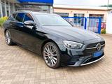Mercedes-Benz E300d 4MATIC AMG 20' Pano/ Distr./360/StandHz - Mercedes-Benz E 300 in Dresden