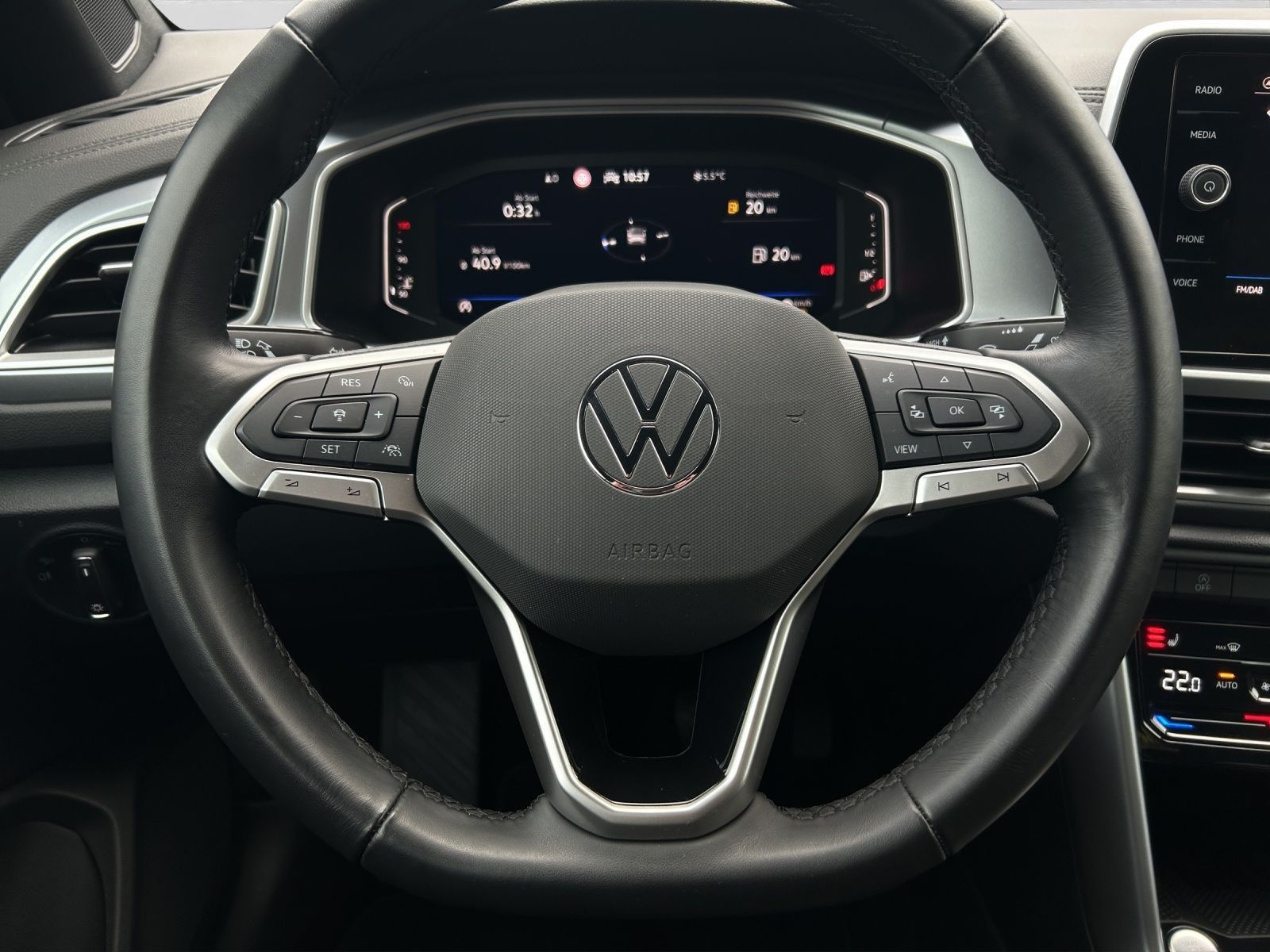 Volkswagen T-Roc - Bild 9