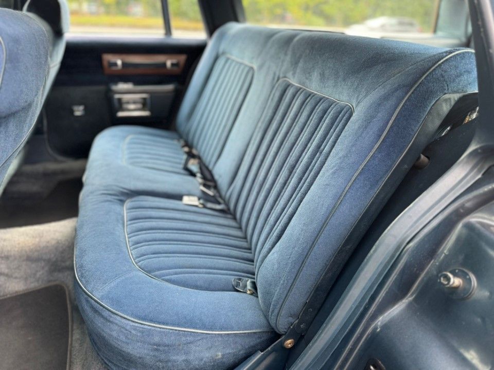 Fahrzeugabbildung Chevrolet Caprice Station Wagon LPG HU H gerade gemacht
