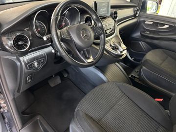 Mercedes V 300 - 12