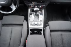 Fahrzeugabbildung Audi A6 Avant 2.0 TDI Temp. Navi BT LED Scheckheft !