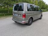Volkswagen T6 Multivan Generation SIX  1.HD SH/LED/ACC/AHK - VW T6 Multivan Gebrauchtwagen in München