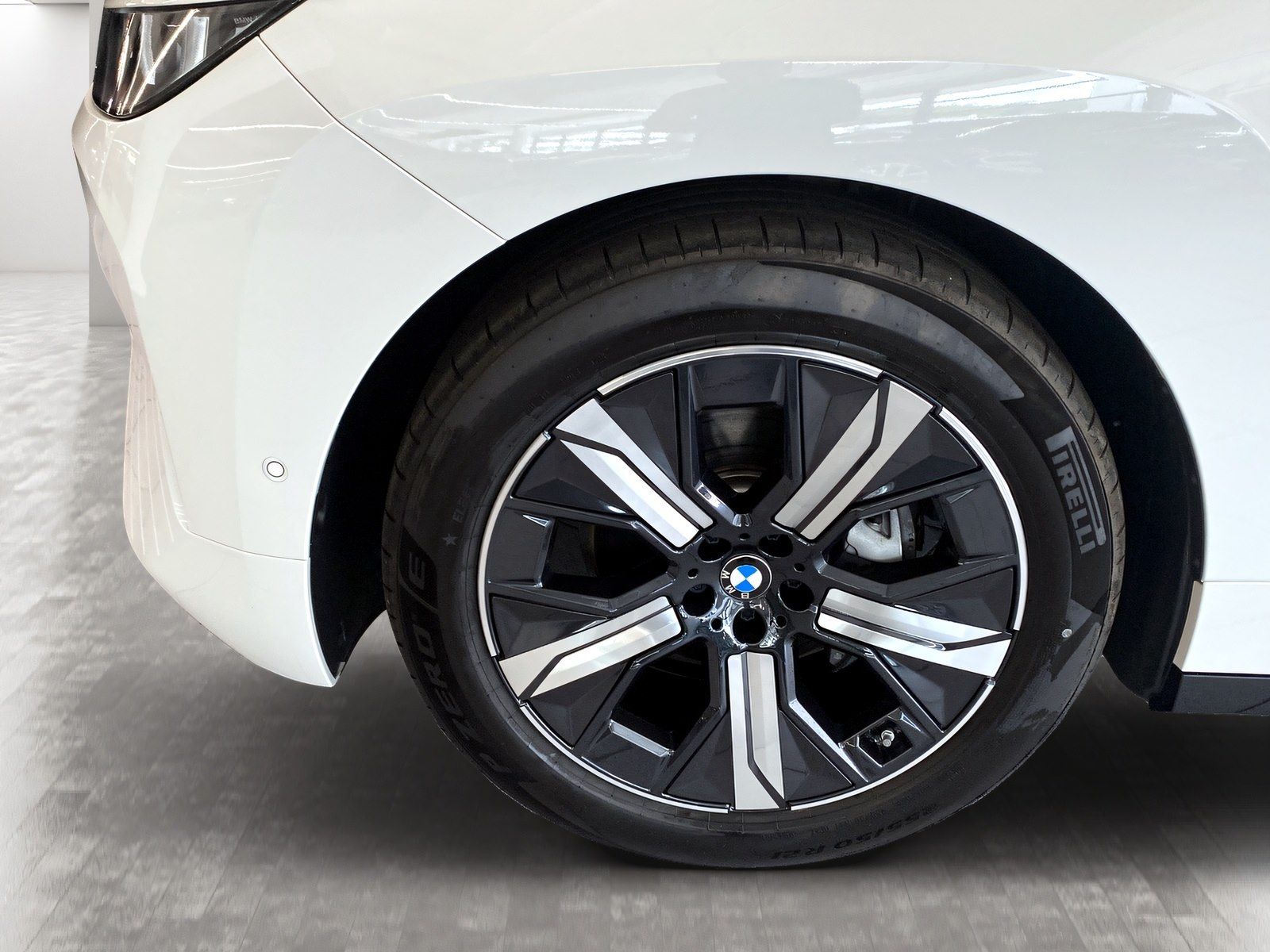 BMW iX - Bild 9