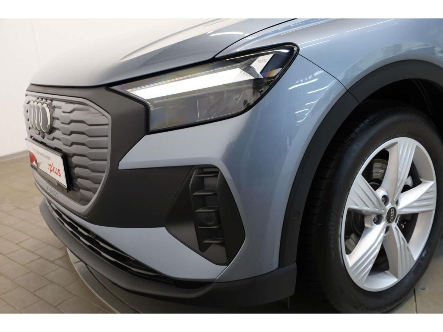 Audi Q4 45 quattro AHK/W-Pumpe/RFK/P-Dach/ACC, миниатюра 7
