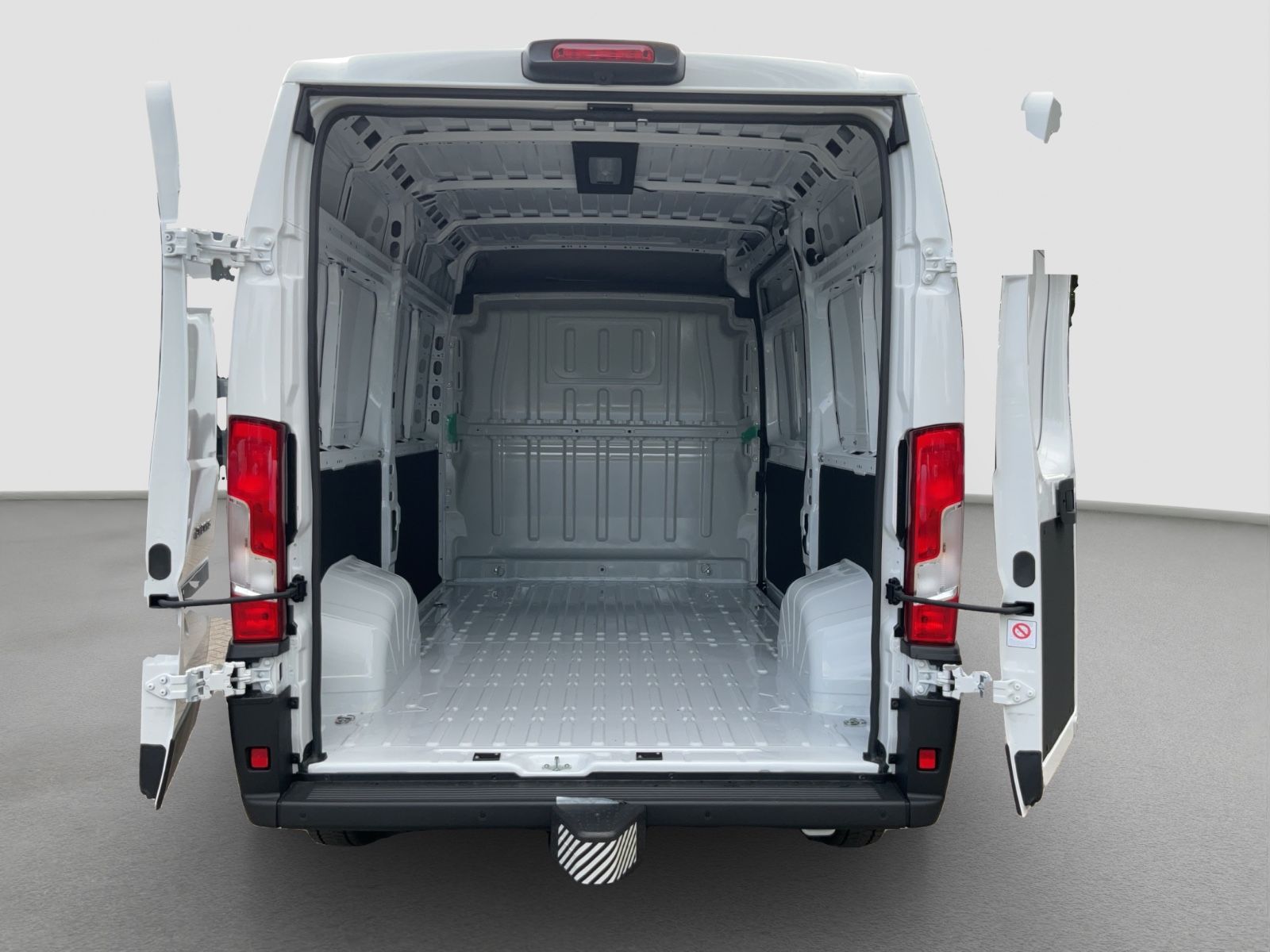 Fahrzeugabbildung Fiat Ducato L2H2 140 Maxi Premiumkabine, Kamera