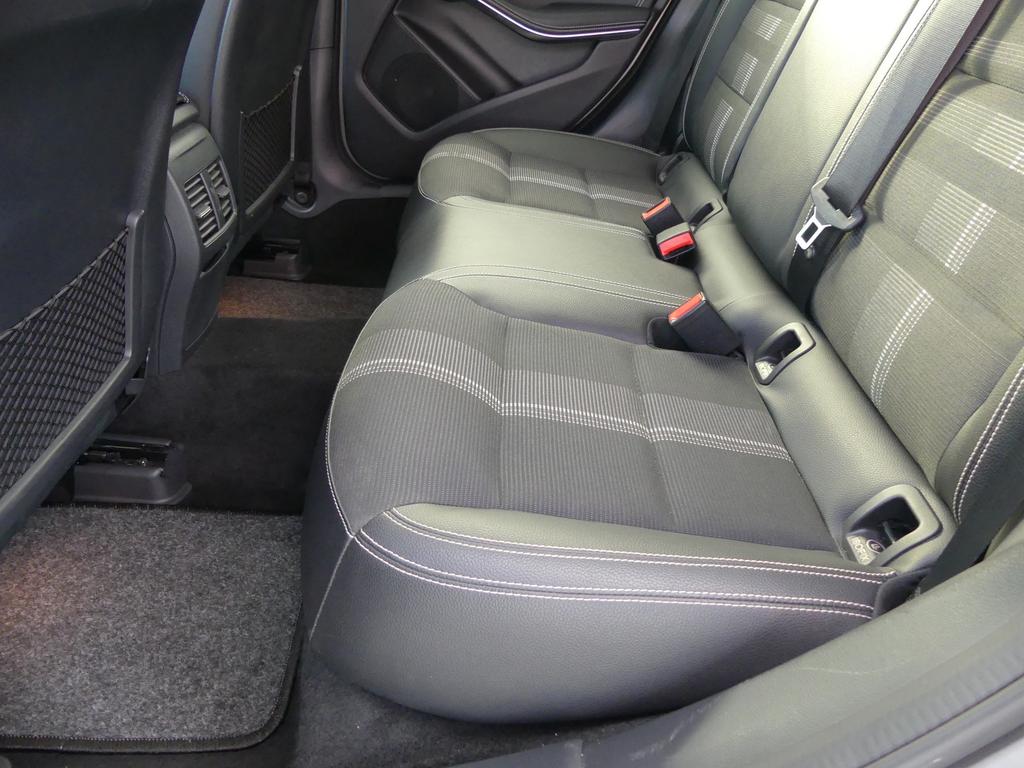 Mercedes-Benz GLA 220