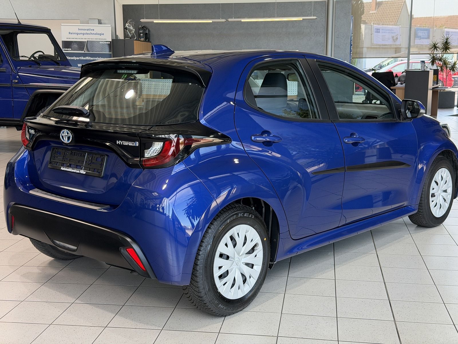 Toyota Yaris Hybrid Comfort imagem 3