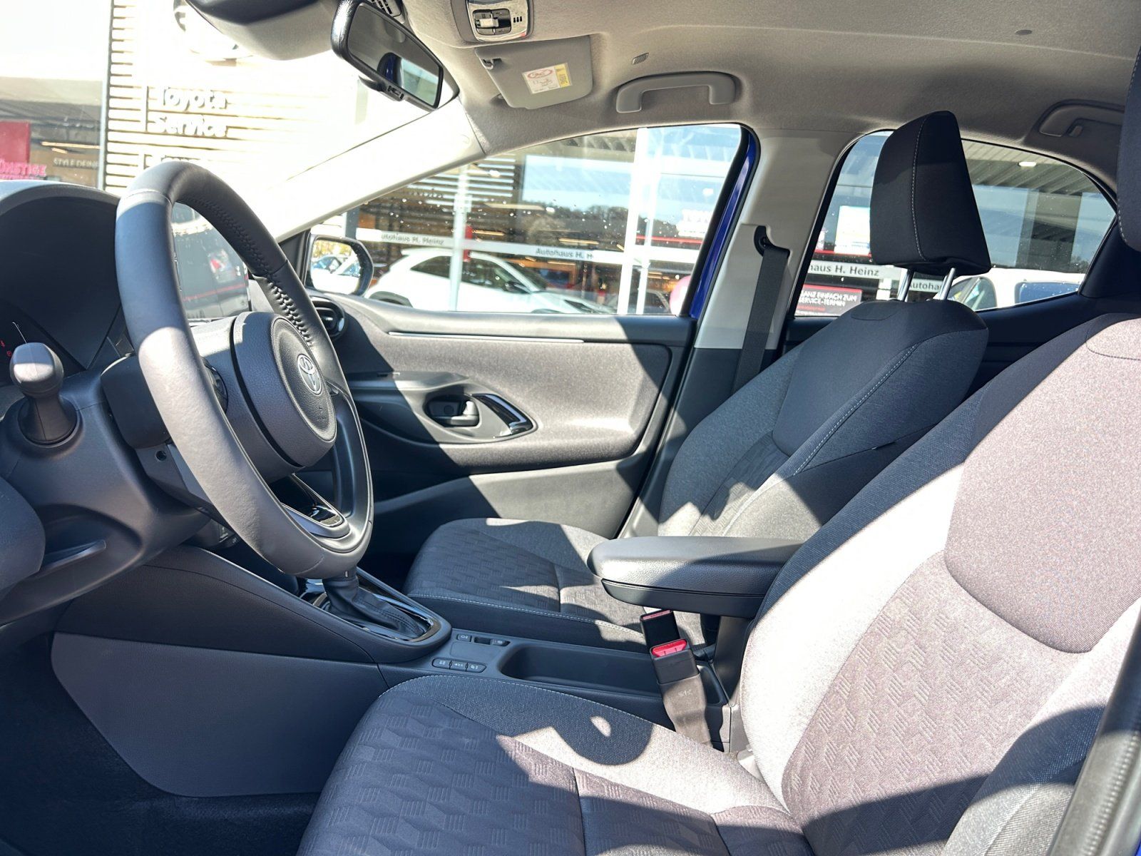 Toyota Yaris - Bild 10