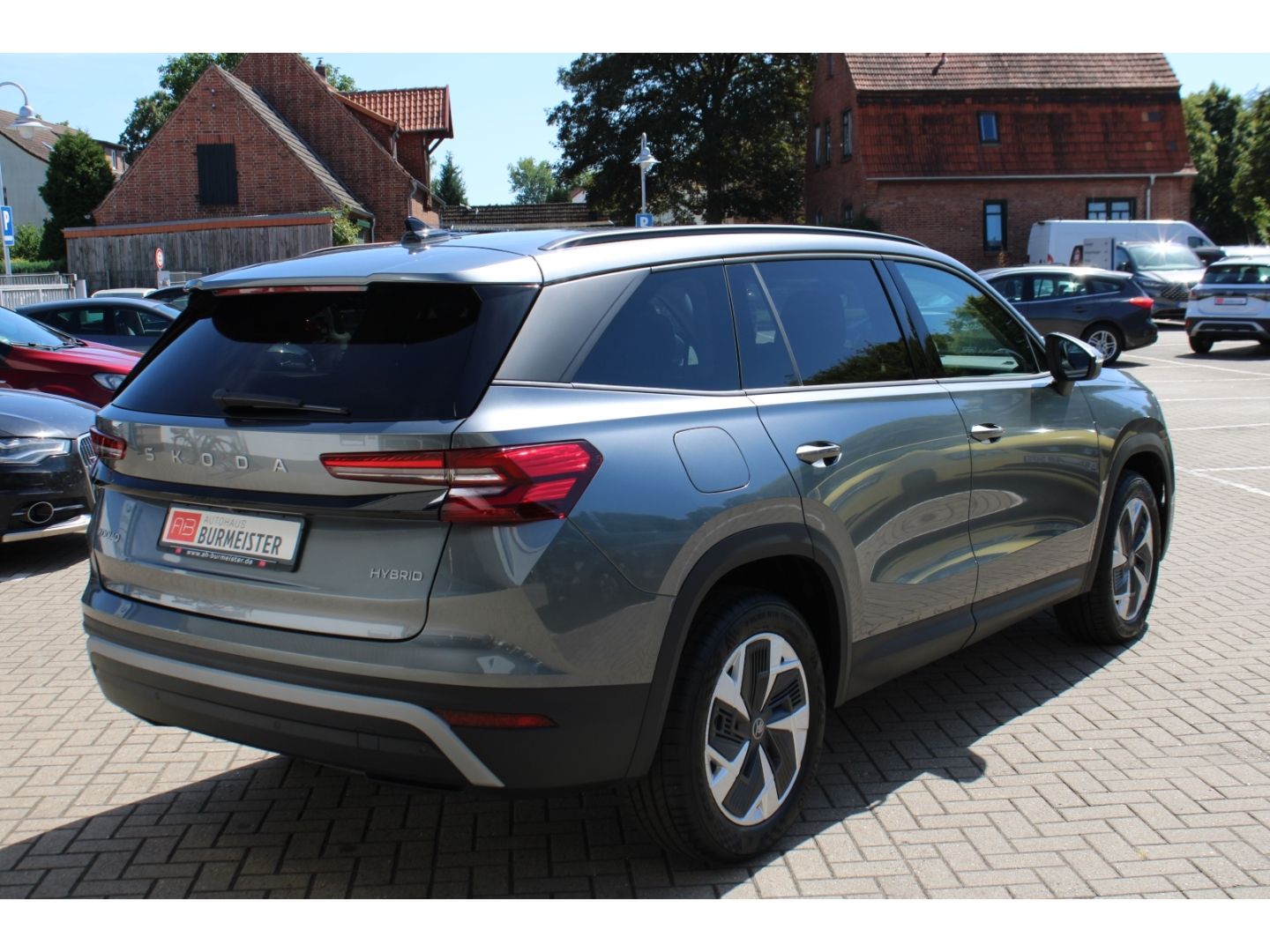 Fahrzeugabbildung SKODA Kodiaq Selection 1,5 TSI mHEV ACC AHK LED TWA RF