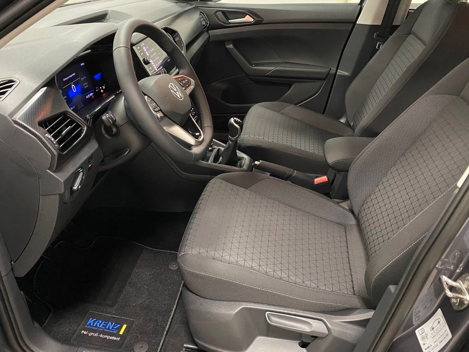 Fahrzeugabbildung Volkswagen T-Cross 1.0 TSI LIFE+ALLWETTER++SITZHEIZUNG+PDC+