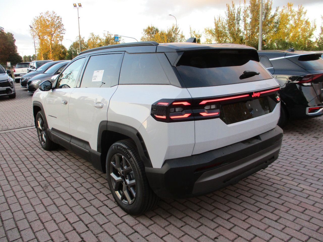 Jeep Compass 1.2 turbo 48V e-hybrid Summit Editi imagem 3