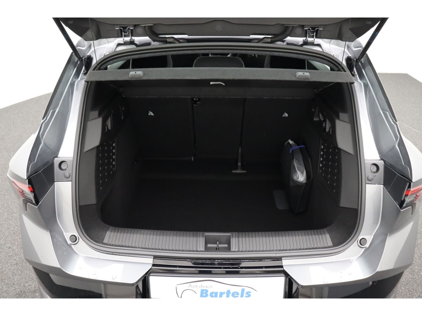 Fahrzeugabbildung Mitsubishi Eclipse Cross Diamant Plus 11 KW ACC LED SHZ