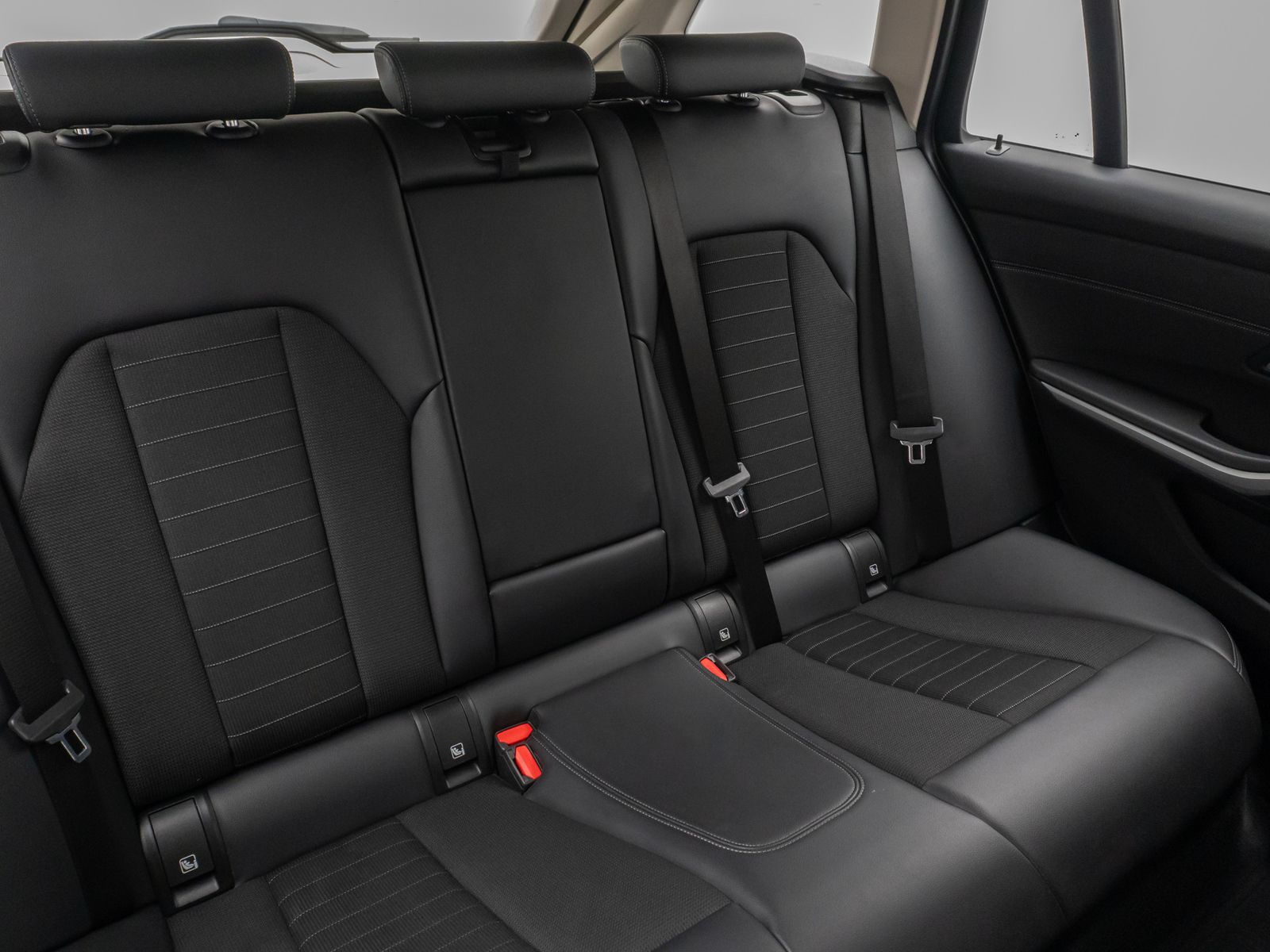Fahrzeugabbildung BMW 320d Kamera HiFi CockPit+ Sport Geschwindigkeit