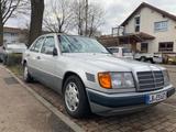 Mercedes-Benz 300 Turbodiesel mit H Kennzeichen - Mercedes-Benz 300 Turbo mit Diesel-Antrieb