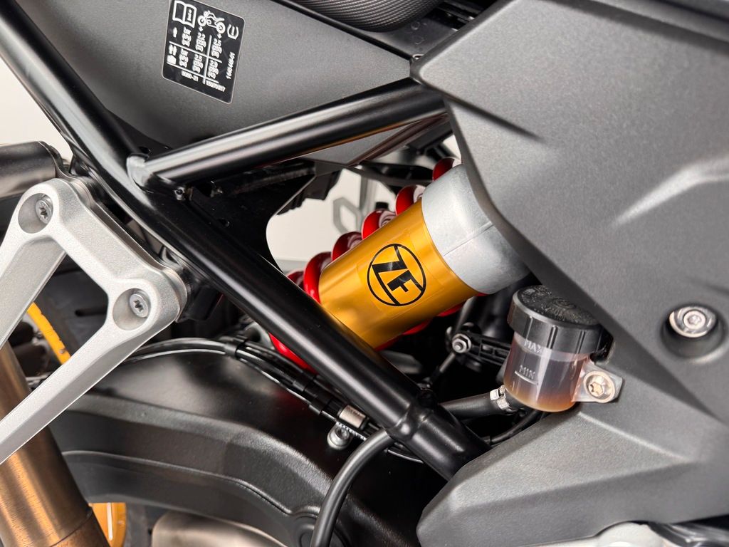 Fahrzeugabbildung BMW F850 GS ADVENTURE *NEUWERTIG *4 PAKETE *WENIG KM