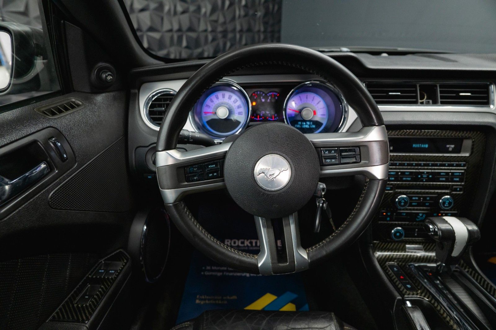 Fahrzeugabbildung Ford Mustang 3.7 V6 GT Cabrio | TÜV 2028 | 4Season