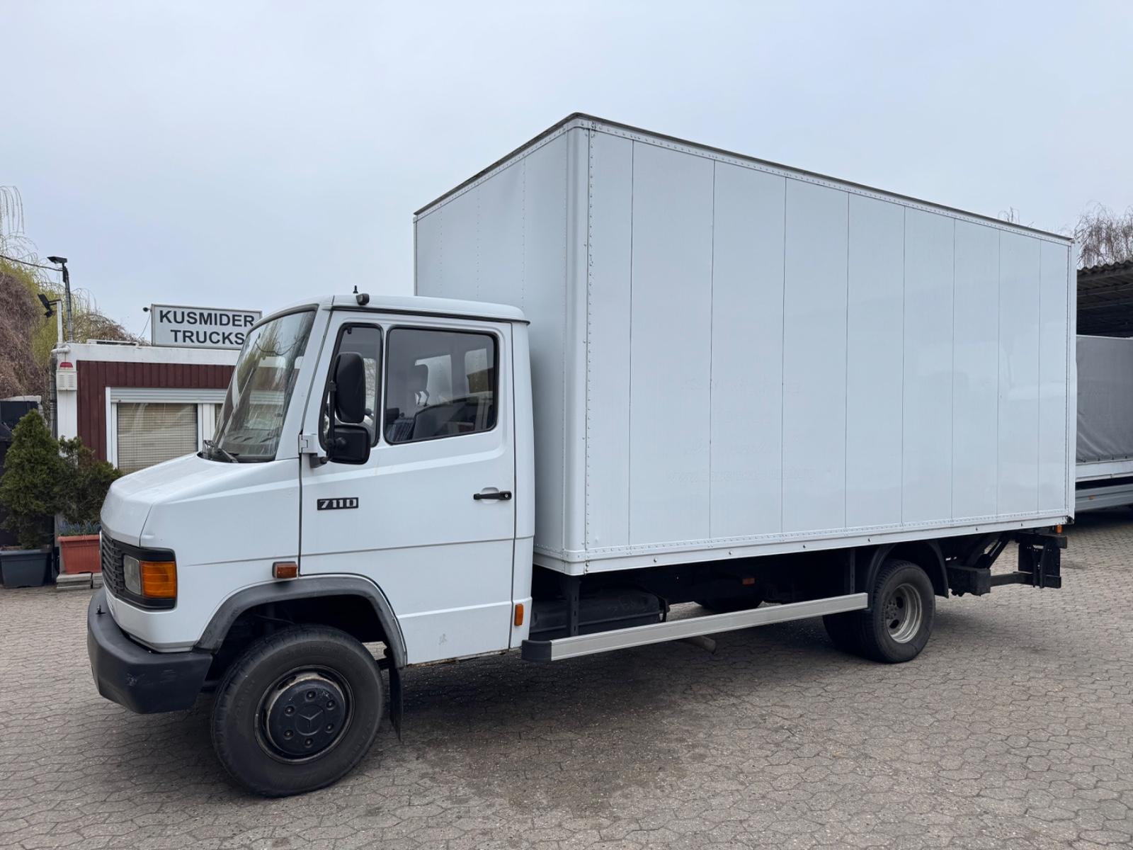 Mercedes-Benz 711 811 814