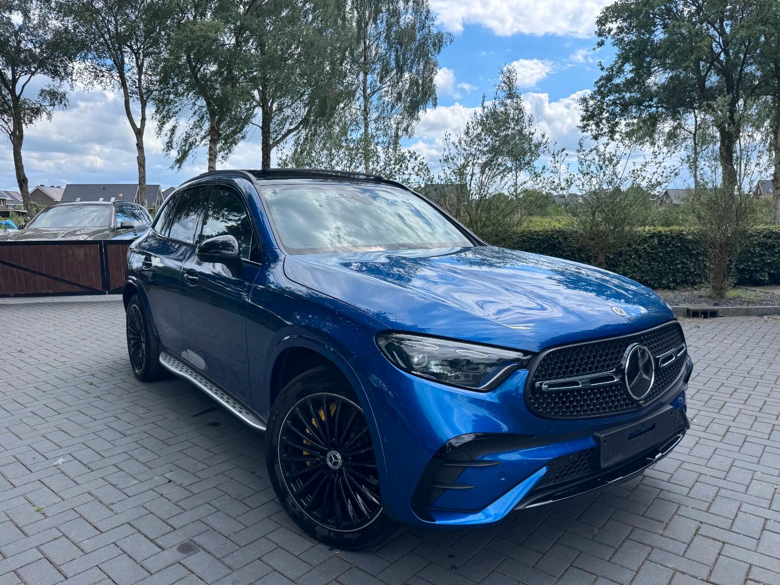 Mercedes-Benz GLC 300de 4Matic AMG PANO HUD Camera AHK AMBIANC