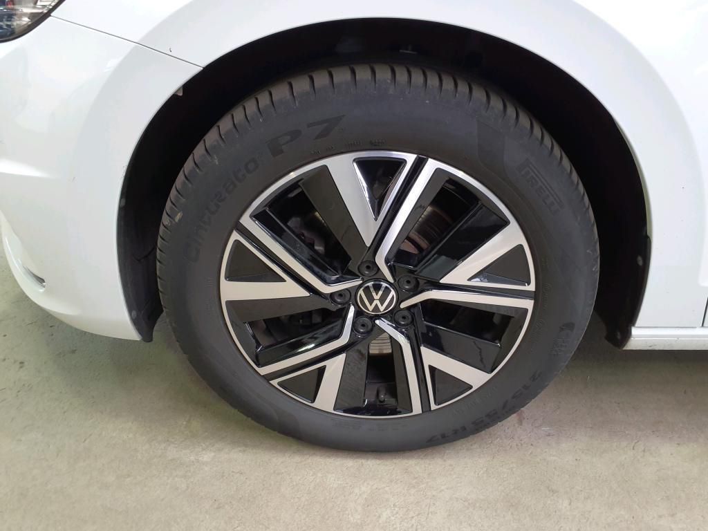 Volkswagen Touran Highline 1.5 TSI AHK*Tempo*PDC*Nav*Klima