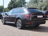Skoda Superb Combi 2.0 TSI DSG L&K 4x4 LED ACC DCC AHK - gebrauchte Skoda Superb aus dem Jahr 2019