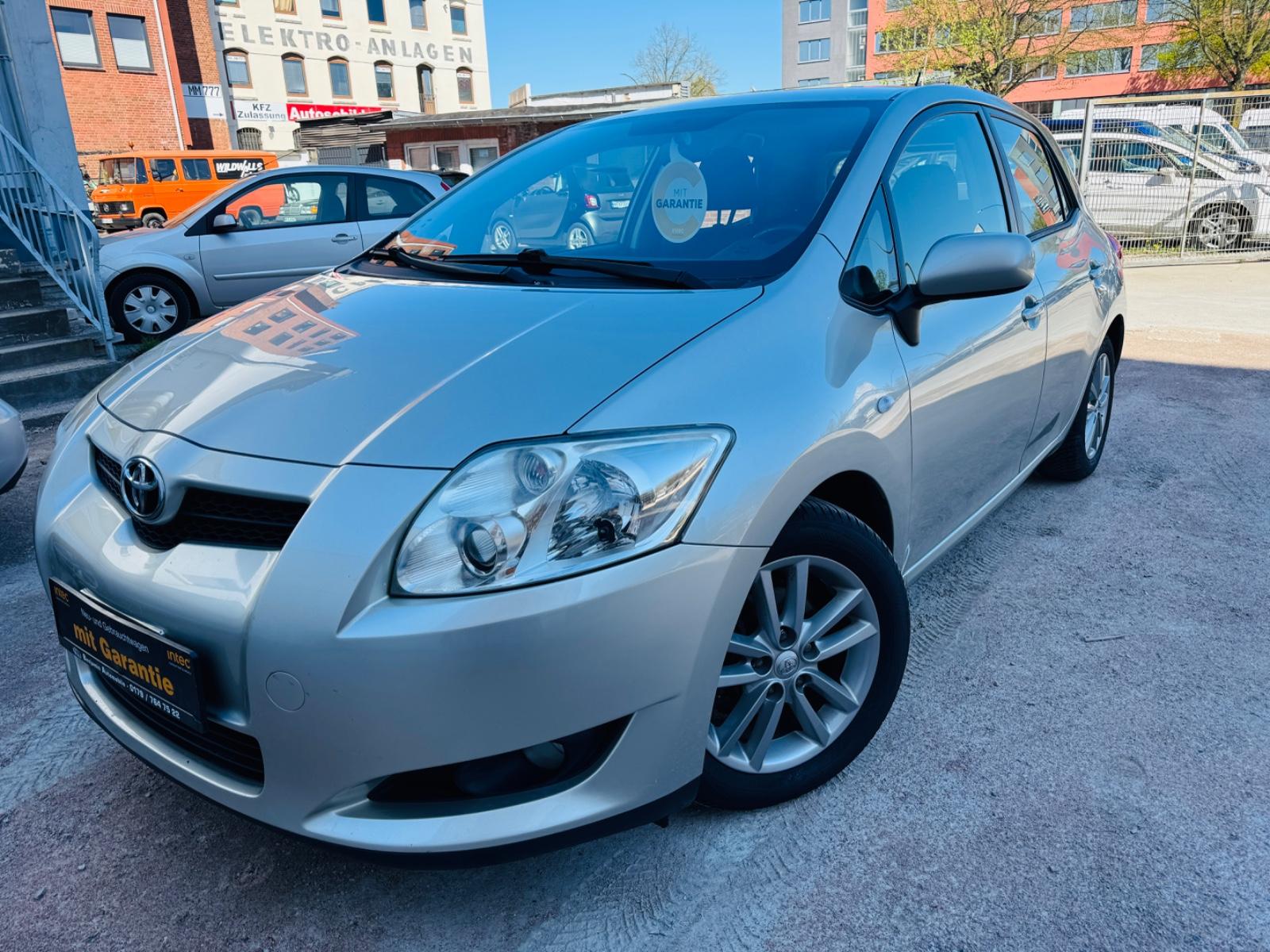 Toyota Auris Team Klima Tüv neu Einparkhilfe