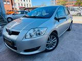 Toyota Auris Team Klima Tüv neu Einparkhilfe - Toyota Auris Gebrauchtwagen in Hamburg