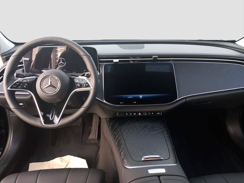 Fahrzeugabbildung Mercedes-Benz E 200 d T TAXI Standheizung*Kamera*LED*