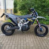 Husqvarna 701 Supermoto