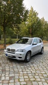BMW X5 3.0sd - Individual Perlsilber Xenon AHK Navi